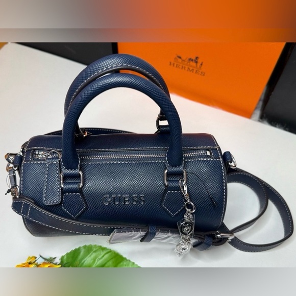 👜 Guess Blue Satchel Crossbody Bag – Brand New with Tags - Picture 5 of 13